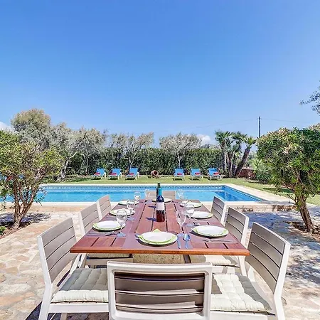 Charming With A Fabulous Garden In By Renthousing