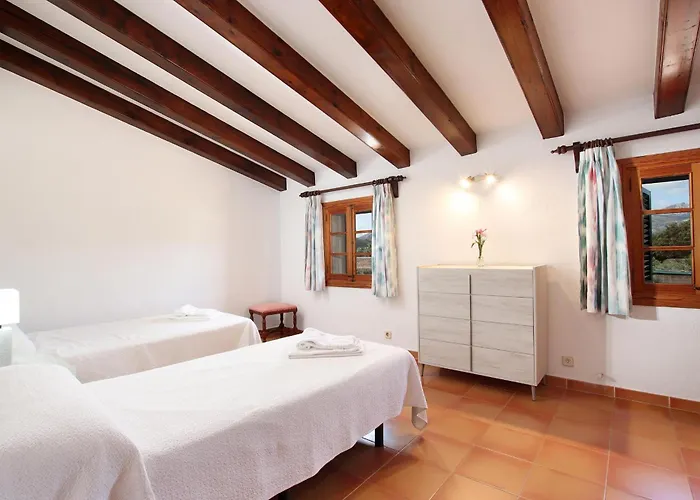 Charming With A Fabulous Garden In By Renthousing Holiday home