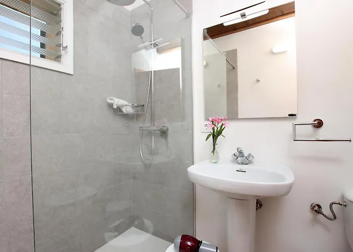 Holiday home Charming With A Fabulous Garden In By Renthousing Pollenca